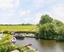 Netherlands Friesland Terherne vacation rental compare prices direct by owner 14297290