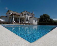 Croatia Dalmatien Donji Prolozac vacation rental compare prices direct by owner 33228091