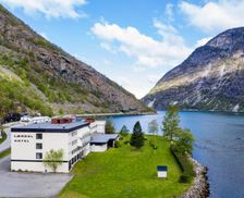 Norway Vestland Lærdalsøyri vacation rental compare prices direct by owner 12868083