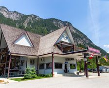 Canada British Columbia Revelstoke vacation rental compare prices direct by owner 16516832