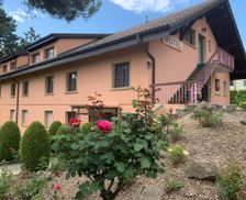 Switzerland Vaud Servion vacation rental compare prices direct by owner 13907434