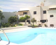 Spain Lanzarote Mala vacation rental compare prices direct by owner 13810341