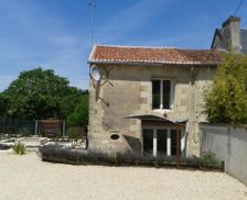 France Nouvelle-Aquitaine Loudun vacation rental compare prices direct by owner 23706522