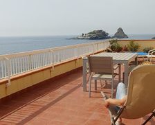 Italy Sicily Acitrezza vacation rental compare prices direct by owner 14828045