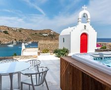 Greece Mykonos Super Paradise Beach vacation rental compare prices direct by owner 27614536