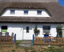 Germany Mecklenburg-West Pomerania Insel Hiddensee vacation rental compare prices direct by owner 6672605