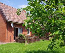 Germany Lower Saxony Pogum vacation rental compare prices direct by owner 4241058