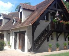 France Normandy Bois-Jérôme-Saint-Ouen vacation rental compare prices direct by owner 13913937