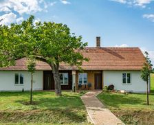 Hungary Pest Törökbálint vacation rental compare prices direct by owner 14174949