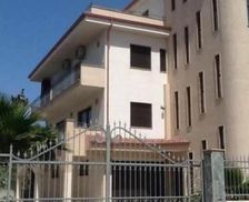 Italy Calabria Cirò Marina vacation rental compare prices direct by owner 14223501