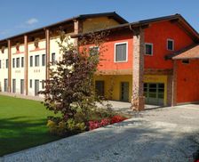 Italy Lombardy Abbiategrasso vacation rental compare prices direct by owner 14049463