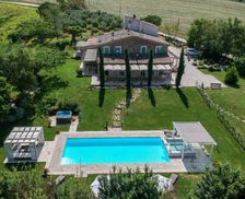 Italy Marche Iesi vacation rental compare prices direct by owner 13678113