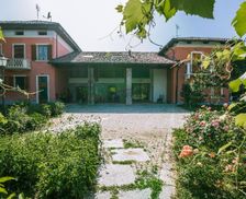 Italy Piedmont Cuneo vacation rental compare prices direct by owner 14250273