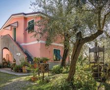 Italy Liguria Bracco vacation rental compare prices direct by owner 14524530