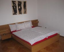 Austria Styria Graz vacation rental compare prices direct by owner 14784240