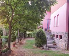 Italy Marche Cantiano vacation rental compare prices direct by owner 13007086