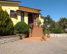 Italy Campania Calitri vacation rental compare prices direct by owner 14240393