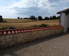 France Deux-Sèvres Les Adjots vacation rental compare prices direct by owner 26652093