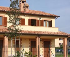 Italy Umbria Tuoro sul Trasimeno vacation rental compare prices direct by owner 15299425