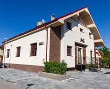 Slovakia Trnavský kraj Piešťany vacation rental compare prices direct by owner 13000611