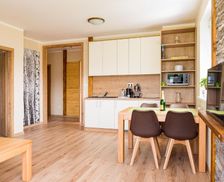 Slovakia Žilinský kraj Bešeňová vacation rental compare prices direct by owner 15168244