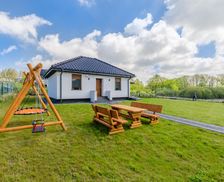 Poland Pomerania Dębina-Ustka vacation rental compare prices direct by owner 26267325