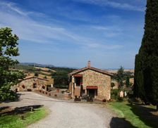 Italy Tuscany San Quirico dʼOrcia vacation rental compare prices direct by owner 13910519