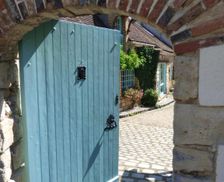 France Burgundy Vinneuf vacation rental compare prices direct by owner 13678753