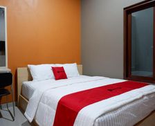 Indonesia Central Java Tegal vacation rental compare prices direct by owner 14077669