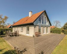 Denmark Hovedstaden Gudhjem vacation rental compare prices direct by owner 6590003