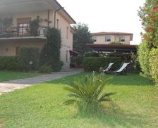 Italy Tuscany San Giuliano Terme vacation rental compare prices direct by owner 14817928