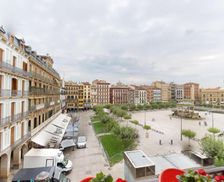 Spain Navarre Pamplona vacation rental compare prices direct by owner 5669956