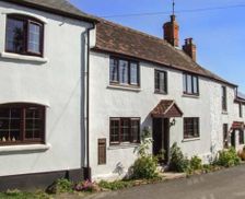 United Kingdom Herefordshire Lea vacation rental compare prices direct by owner 13722206