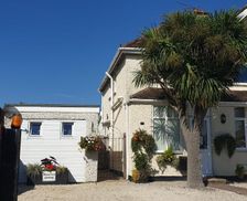 United Kingdom West Sussex Bognor Regis vacation rental compare prices direct by owner 18033978