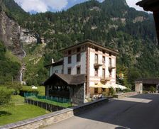 Switzerland Grisons Rossa vacation rental compare prices direct by owner 13008044