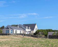 United Kingdom Anglesey Valley vacation rental compare prices direct by owner 16178352