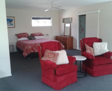 New Zealand Northland One Tree Point vacation rental compare prices direct by owner 14164183