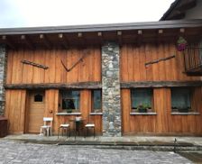 Italy Valle d'Aosta Saint Marcel vacation rental compare prices direct by owner 14146805