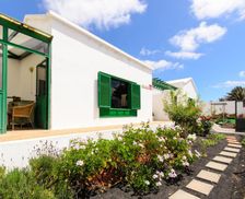 Spain CN Mozaga, Lanzarote vacation rental compare prices direct by owner 4573914