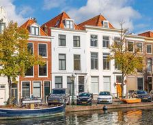 Netherlands Zuid-Holland Leiden vacation rental compare prices direct by owner 18856546