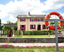 France Pays de la Loire La Jaille-Yvon vacation rental compare prices direct by owner 12990543