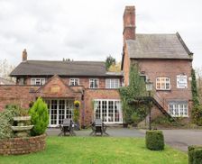 United Kingdom Cheshire Northwich vacation rental compare prices direct by owner 13715683