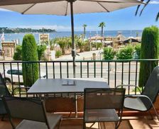 France Provence-Alpes-Côte d'Azur Saint-Raphaël vacation rental compare prices direct by owner 14956583