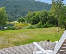 Norway Møre og Romsdal Bøfjorden vacation rental compare prices direct by owner 5140181