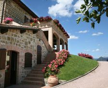 Italy Umbria Gubbio vacation rental compare prices direct by owner 16138639