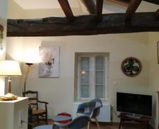 France Burgundy Montbard vacation rental compare prices direct by owner 26918798