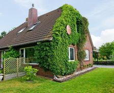 Germany Lower-Saxony Hage vacation rental compare prices direct by owner 13417245