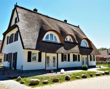 Germany Mecklenburg-Pomerania Rerik vacation rental compare prices direct by owner 14370001