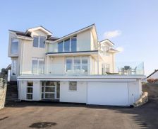 United Kingdom Anglesey Holyhead vacation rental compare prices direct by owner 16184680