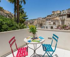 Italy Ragusa Scicli vacation rental compare prices direct by owner 33229040